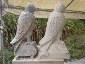 Tips voor beginnende beeldhouwers-2: van model naar beeld in steen