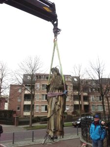 Bild von Moses in der Winde. Lambertuskerk Veghel