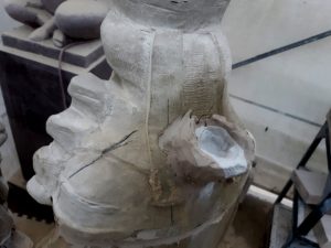 de witte gietmortel in de gietkom