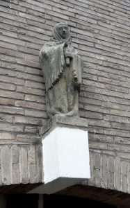 beeldje Winter Vier Seizoenen herplaatst