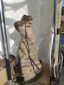 beeld De Afgunst-voorzagen